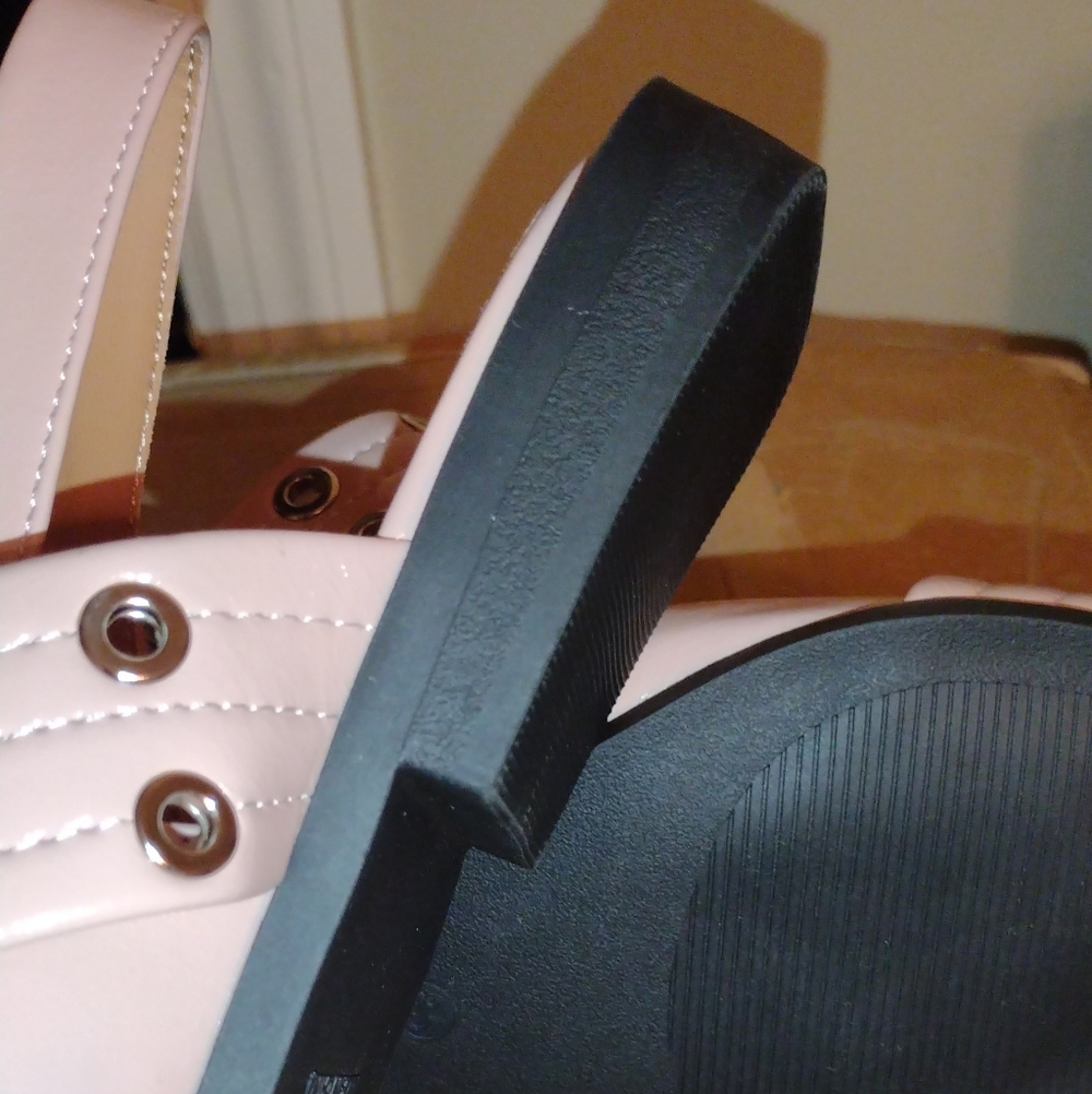 Stylish Pink Women's Shoes with Buckle Detail - Picture 11 of 14